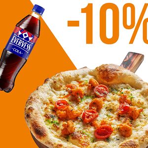 Пицца с креветками кимчи 23см и Evervess Кола 0,5