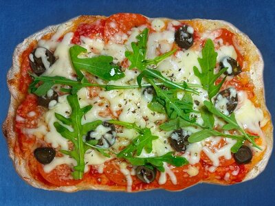 Римская пицца Пеперони с халапеньо