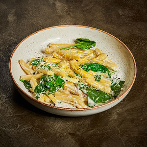 Паста с тремя видами сыра