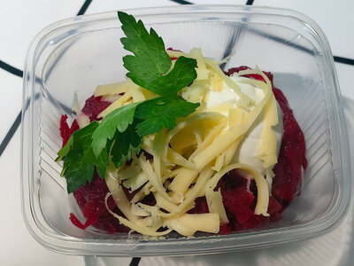 Салат из свеклы с сыром