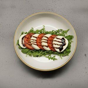 Салат Капрезе