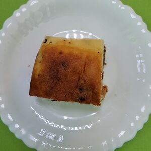Запеканка с изюмом творожная