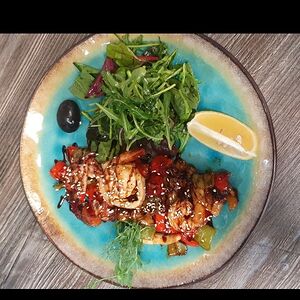 Теплый салат от Шефа с морепродуктами