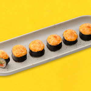 Запеченный ролл лосось