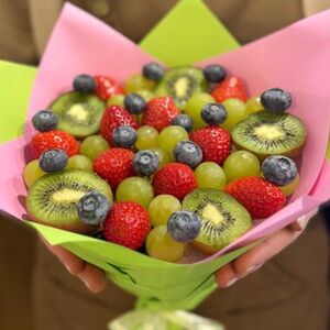 Букет из фруктов сочный 