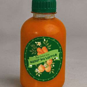 Թարմ քամած գազարի և նարնջի հյութ