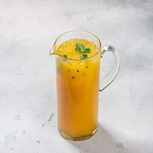 Манго-маракуйя кувшин