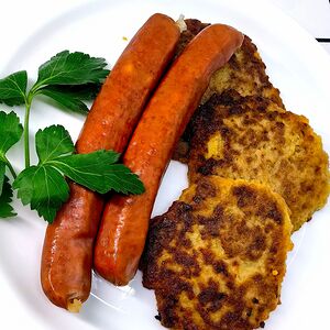 Драники с варшавской колбаской из говядины