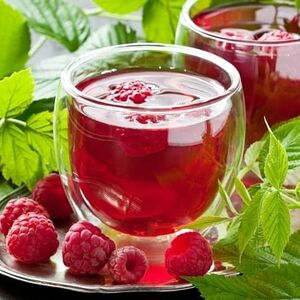 Чай малиновый с мятой