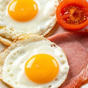 Глазунья из 2-х яиц с ветчиной 