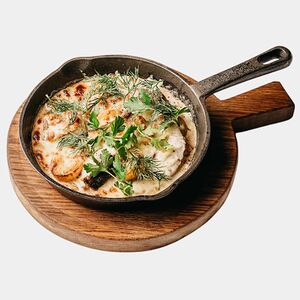 Судак в сливочно-грибном соусе