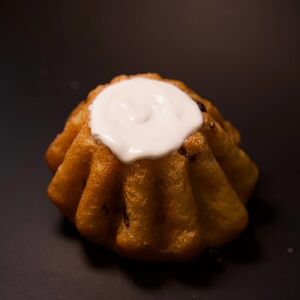 Ромовая баба с изюмом