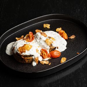 Биточки из печени со сметанным соусом