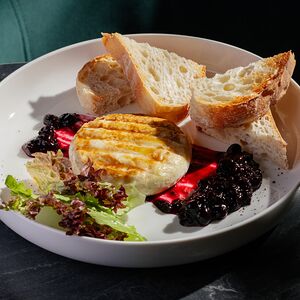 Запеченный камамбер
