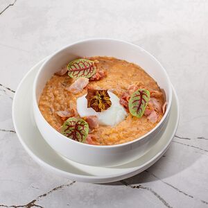 Овсяная каша с томатами