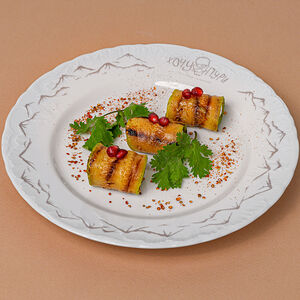 Рулетики из цукини на гриле