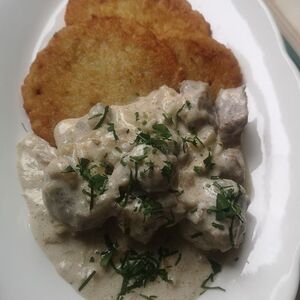 Драники с мочанкой