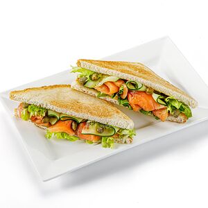 Сэндвич с лососем