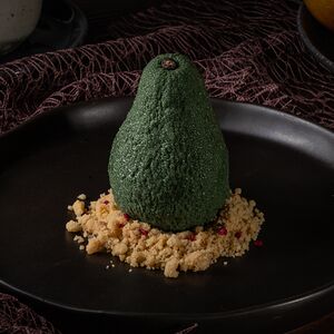 Авокадо из трёх видом шоколада с манго