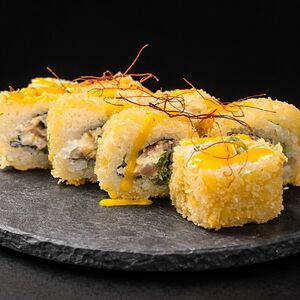 Темпура с тунцом и манго соусом