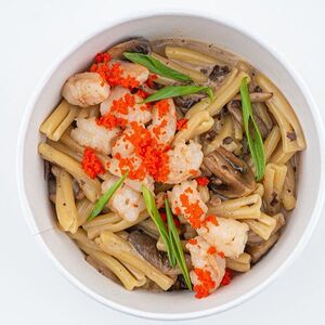 Казаречче с грибами и креветками