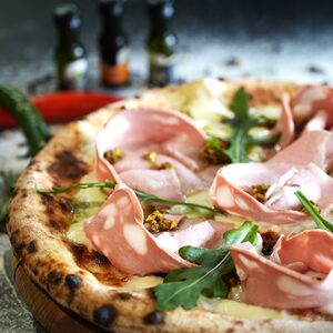 Մորտադելա պիցցա