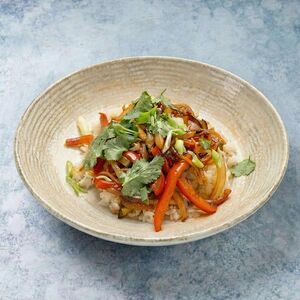 Рис с овощами в кисло-сладком соусе