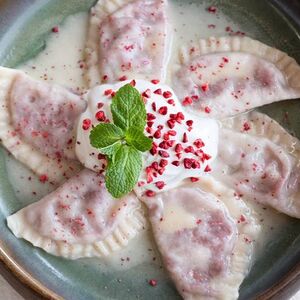 Вареники с клубникой