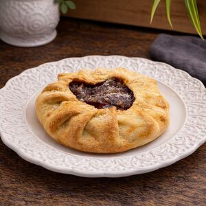 Галета со сливой