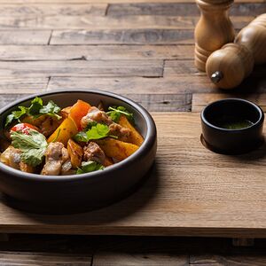 Оджахури по-мегрельски с фермерским цыпленком