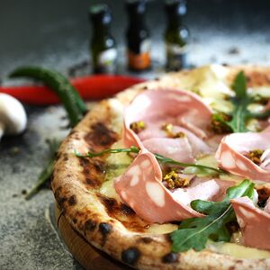 Մորտադելա պիցցա