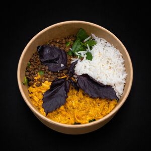 Քարրի հավով և բրնձով