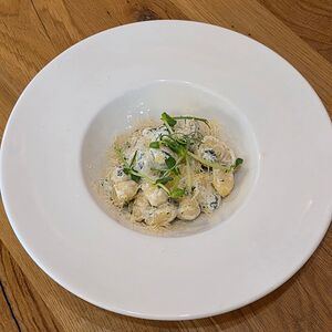 Ньокки с голубым сыром и шпинатом