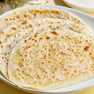  Кутабы с сыром сугулуни 