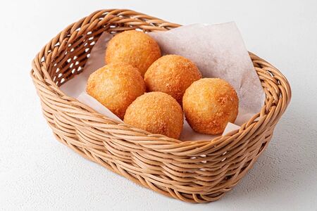 Крабовые пончики