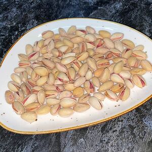 Соленые фисташки