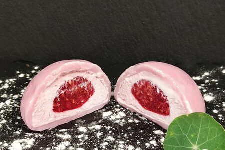 Моти Розовая матча