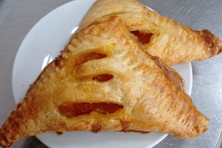 Слойка с манго