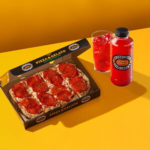 Напиток и пицца