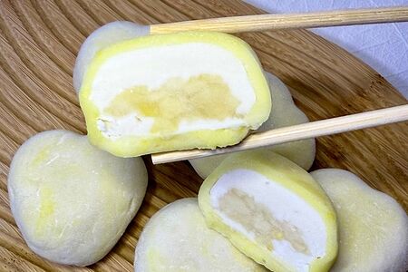 Японский десерт моти "Пина Колада"