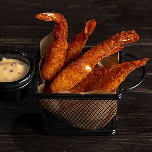 Темпура креветка с коктейльным соусом