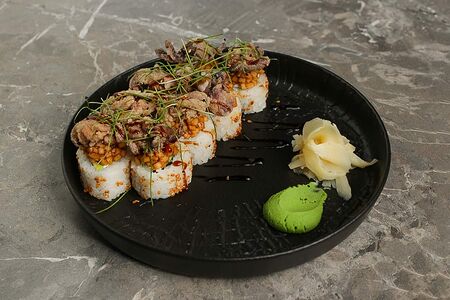 Ролл с хрустящим осьминогом