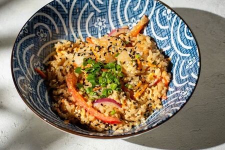 Рис с тигровыми креветками 