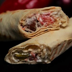 Хот-дог в лаваше S