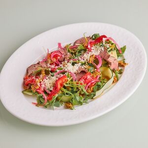 Салат с ростбифом 