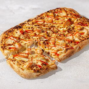 Пицца Карри с креветками и цыпленком