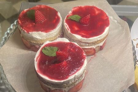 Торт клубничный 