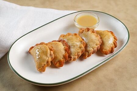 Домашние пирожки с цыпленком