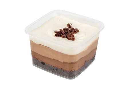 Пирожное Три шоколада в стакане