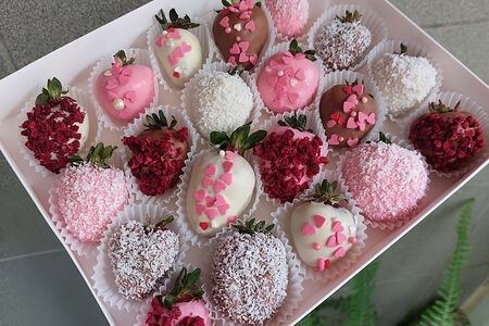 Клубника в шоколаде №40 (20-25 ягод)